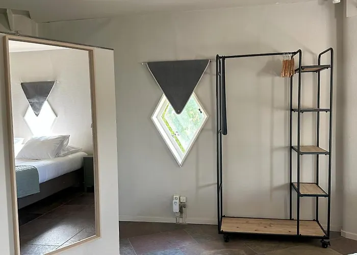 De Watertoren Han/Misafirhane 3*